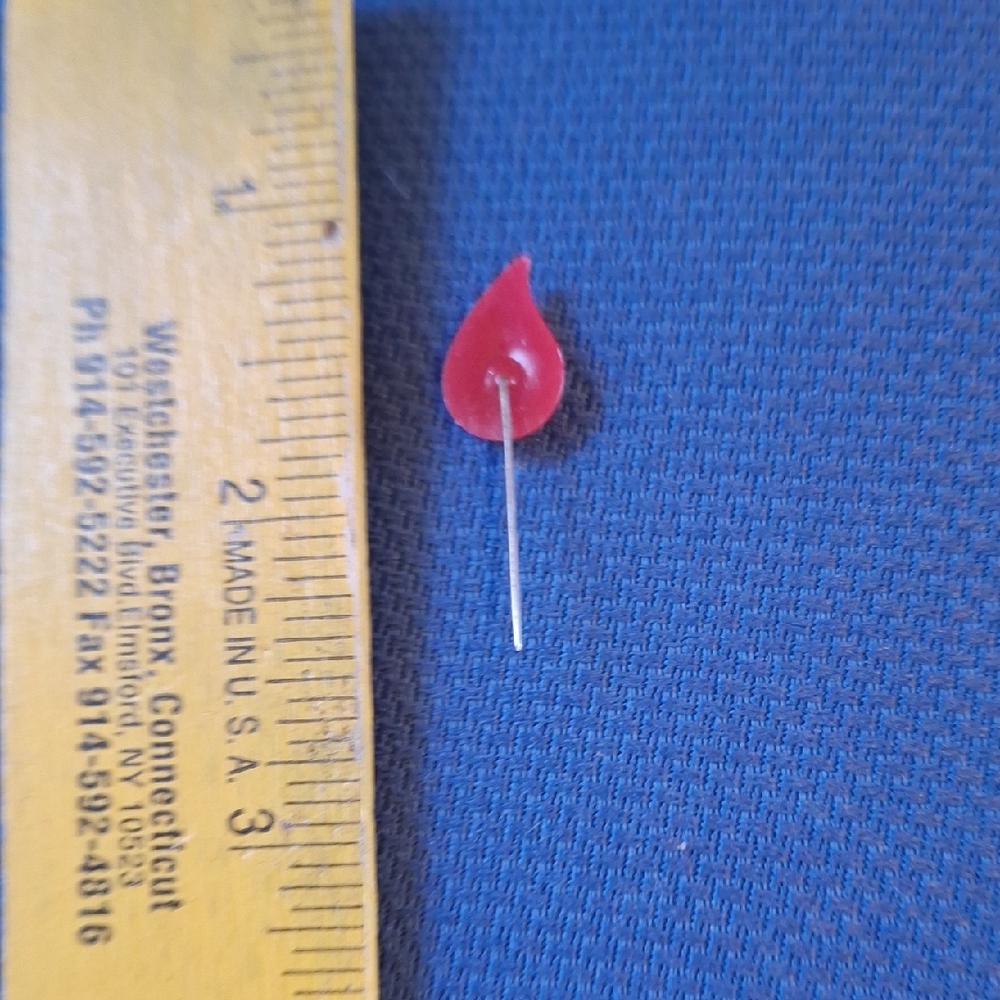 Red Cross Blood Drop Pin - Picture 4 of 4